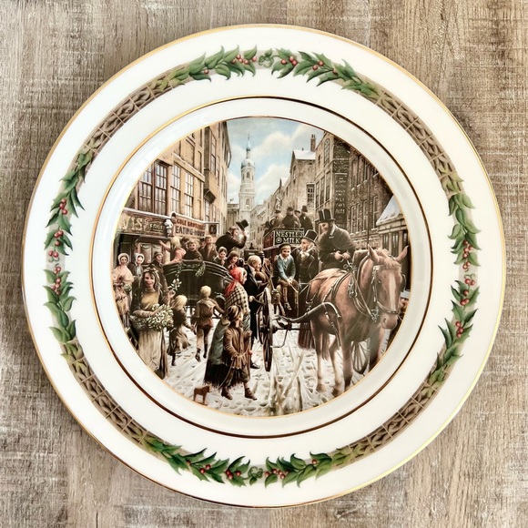 Department 56 Scrooge Classic Christmas Plate #8 by Roberto Fuiscento - Picture 3 of 6